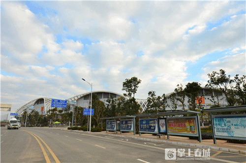 跑出城市新高度 上合昆马赛道秀云南骄傲 跑出城市新高度 上合昆马赛道秀云南骄傲