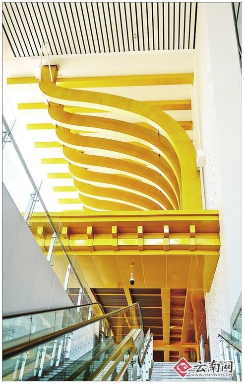 高铁站长啥样? 记者分赴各个站点探秘 高铁站长啥样? 记者分赴各个站点探秘