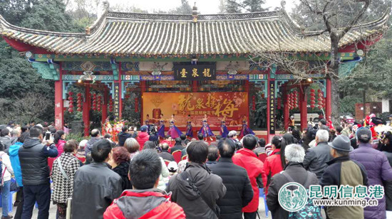 第21届昆明梅花节启幕 1.6万株(盆)梅花静待游人鉴赏 第21届昆明梅花节启幕 1.6万株(盆)梅花静待游人鉴赏