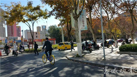 有桩or无桩？让人操碎了心的昆明共享自行车