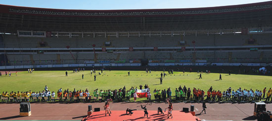 省政协文史委员会提案：将拓东体育场改扩建为云南健身中心