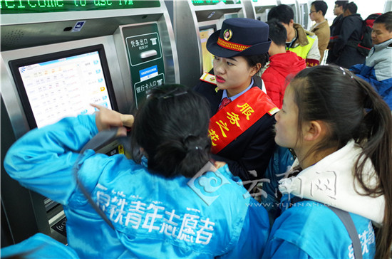 【春运故事】 80后客运值班站长的首个高铁春运 【春运故事】 80后客运值班站长的首个高铁春运