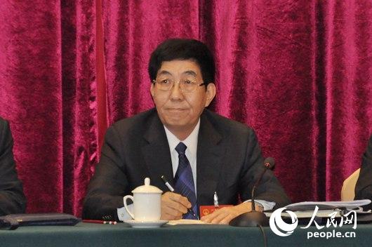 吉林代表团开放日:巴音朝鲁回应唱衰东北论、人才流失论 吉林代表团开放日:巴音朝鲁回应唱衰东北论、人才流失论