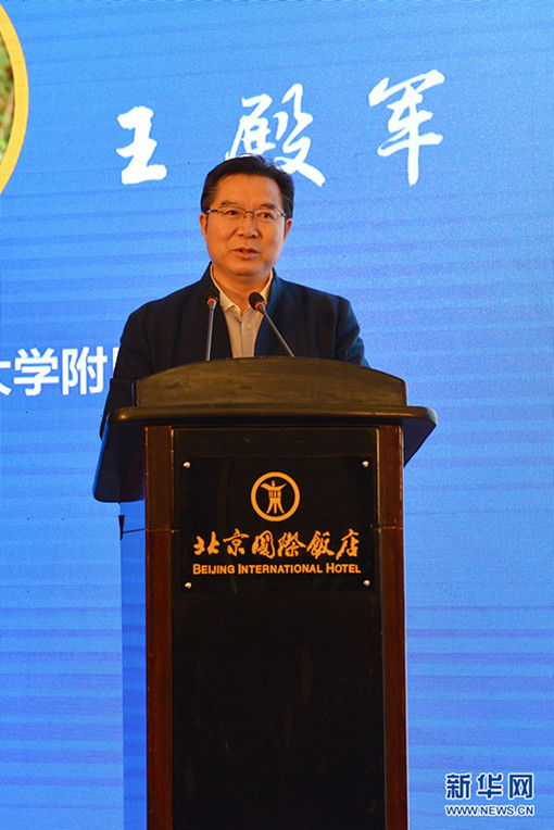 中国人民大学附属中学校长翟小宁