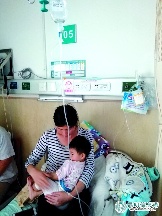 1岁女娃急需血小板 家人希望有好心人帮忙 1岁女娃急需血小板 家人希望有好心人帮忙