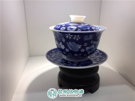 商洽会上的新奇手工艺品 透着匠心雕饰的文化