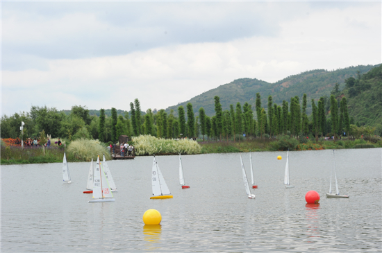 “郑和杯”2017年全国青少年航海模型锦标赛晋宁启幕 “郑和杯”2017年全国青少年航海模型锦标赛晋宁启幕