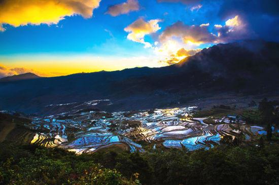 哈尼梯田最佳拍摄地推荐 哈尼梯田最佳拍摄地推荐