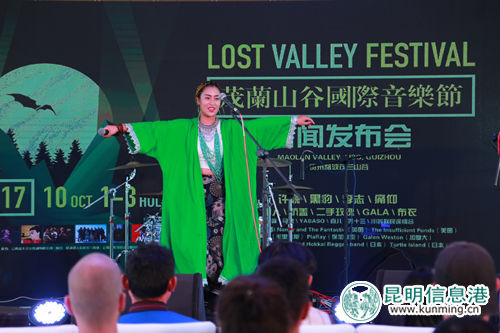 云南本土代表阿妹带来精彩表演