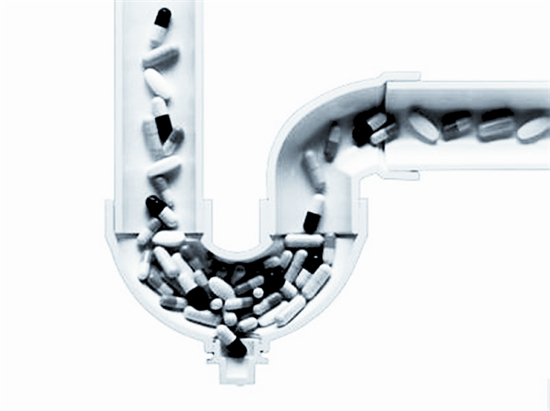 2016年云南药品流通行业销售总额同比增长7.99%