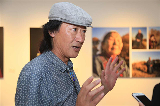 《呼伦贝尔·万岁》记录着说不完的草原故事 《呼伦贝尔·万岁》记录着说不完的草原故事