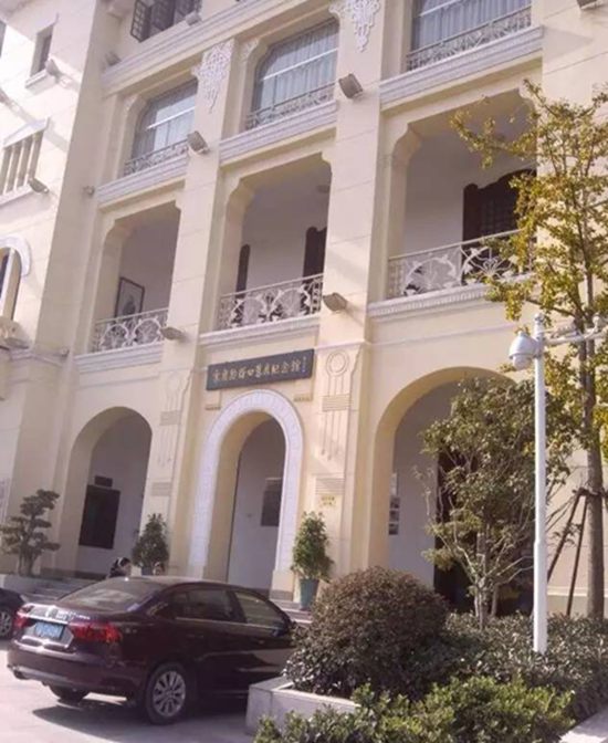 木卫四专栏:一个异乡人打车过江记 木卫四专栏:一个异乡人打车过江记