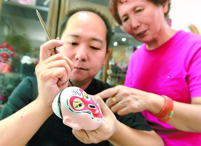 泥塑彩绘脸谱第五代传人林泓魁的脸谱人生