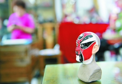 泥塑彩绘脸谱第五代传人林泓魁的脸谱人生