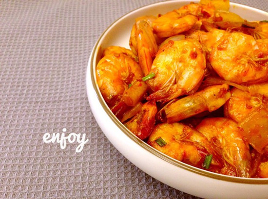 食材互动 京葱酱爆罗氏虾 食材互动 京葱酱爆罗氏虾