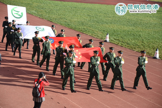 云南中医学院第十九届田径运动会开幕 1209名师生参赛 云南中医学院第十九届田径运动会开幕 1209名师生参赛
