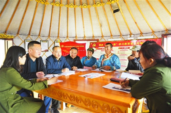 【领航新征程】党支部带咱搞旅游 小康路上有奔头 【领航新征程】党支部带咱搞旅游 小康路上有奔头