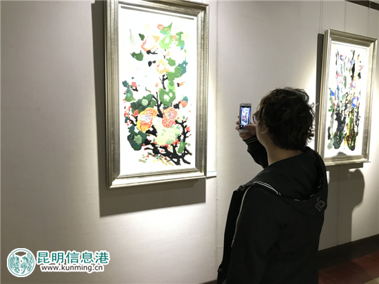 第二届中国瓷画双年展昆明巡展在云南陆军讲武堂开幕 第二届中国瓷画双年展昆明巡展在云南陆军讲武堂开幕