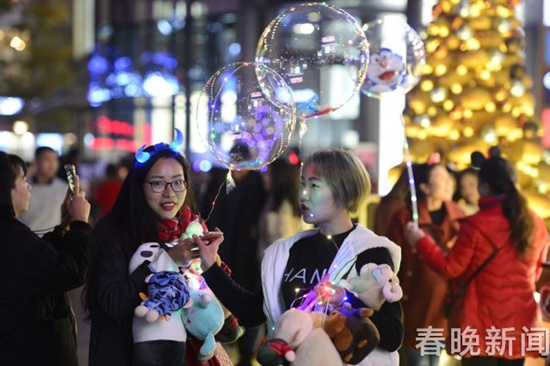 再无飞雪！昆明连续两年文明过“平安夜”