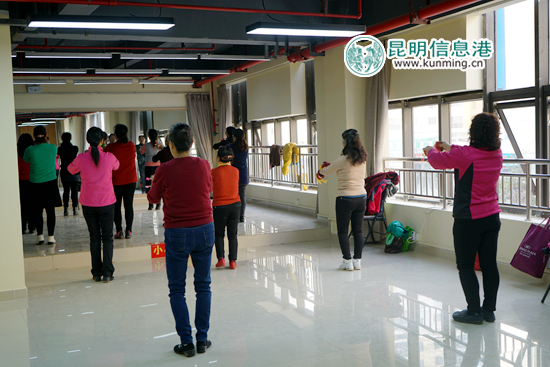 官渡区新增3个社区居家养老服务中心 惠及2000余名老年居民 官渡区新增3个社区居家养老服务中心 惠及2000余名老年居民