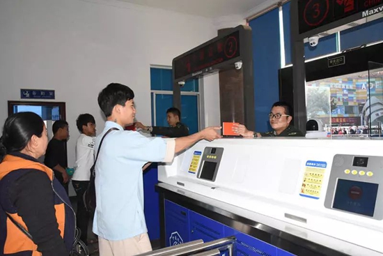 创历史新高 2017年瑞丽口岸出入境流量突破1700万