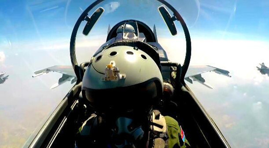 新一代隐身战斗机歼-20列装空军作战部队 新一代隐身战斗机歼-20列装空军作战部队