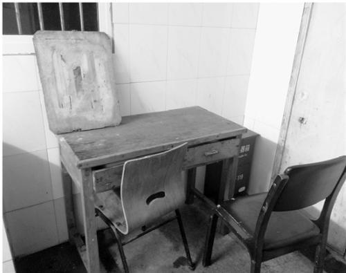 父亲浙大当宿管儿子浙大读博 共餐时光最幸福 父亲浙大当宿管儿子浙大读博 共餐时光最幸福