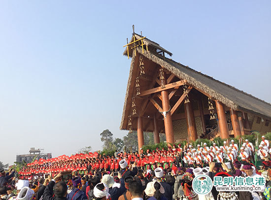 万人共舞 2018中国·德宏景颇族国际目瑙纵歌节盛大启幕