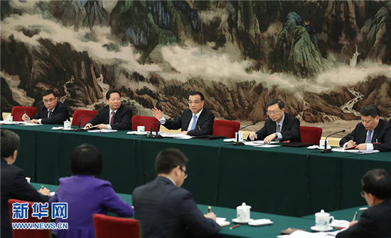 3月8日,中共中央政治局常委、国务院总理李克强参加十三届全国人大一次会议辽宁代表团的审议。 3月8日,中共中央政治局常委、国务院总理李克强参加十三届全国人大一次会议辽宁代表团的审议。