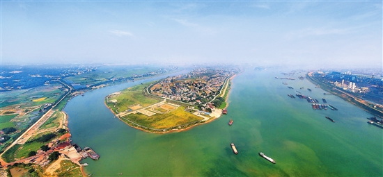 三省全国代表委员共话河长制:滇池与湘江太湖的“对话” 三省全国代表委员共话河长制:滇池与湘江太湖的“对话”