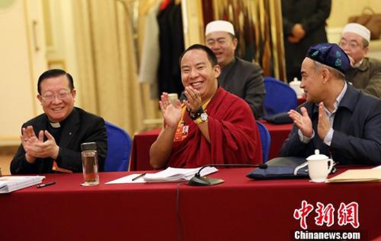 宗教界委员谈履职:坚持宗教中国化方向、反映信教群众呼声 宗教界委员谈履职:坚持宗教中国化方向、反映信教群众呼声