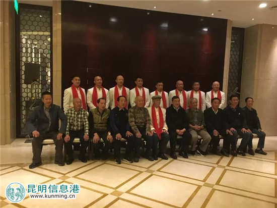 元老级滇菜大师张豫昆 3月18日喜收8名新弟子 元老级滇菜大师张豫昆 3月18日喜收8名新弟子