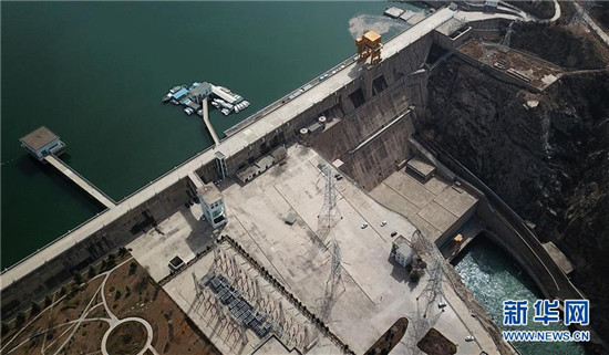 正在春灌补水的刘家峡水库库区 正在春灌补水的刘家峡水库库区