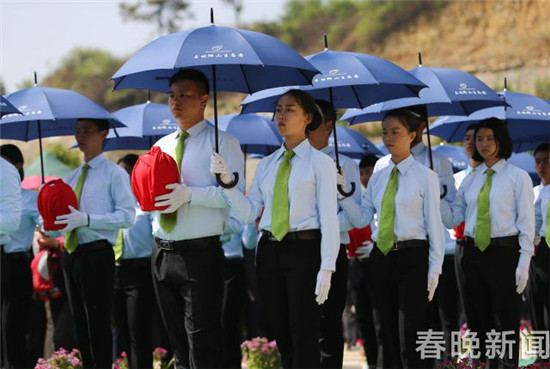 “二维码公墓”现身昆明 扫码可隔空祭奠逝者