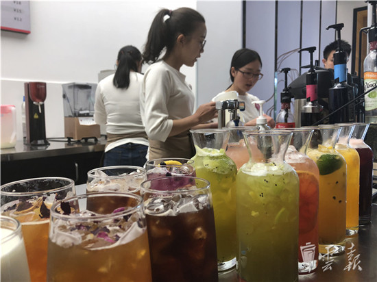 共建学生双创就业示范基地 大益青年茶庭首现云南大学