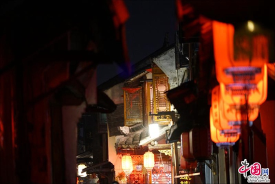 烟花三月晴空下的周庄 迷醉在江南春色里 烟花三月晴空下的周庄 迷醉在江南春色里