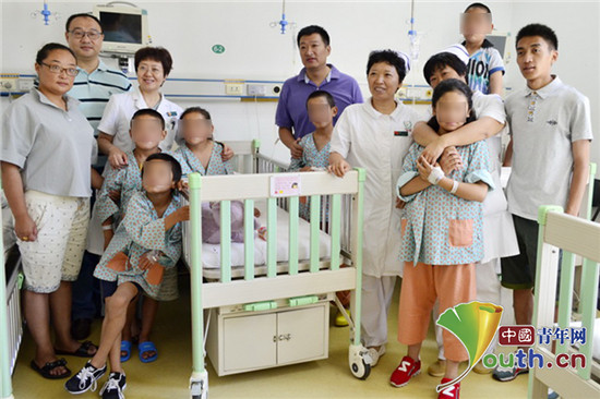 眼科医生李莉:做孩子光明的引路人 眼科医生李莉:做孩子光明的引路人