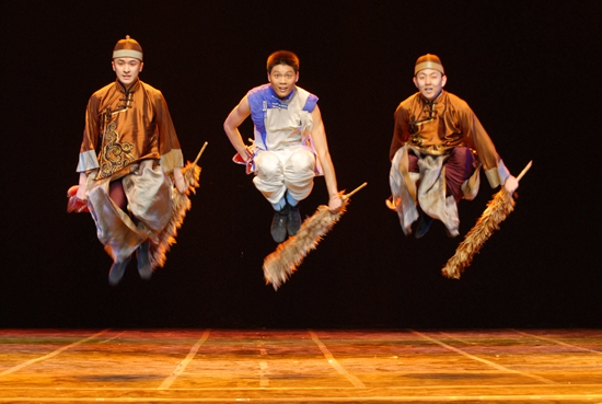 《一把酸枣》三人舞