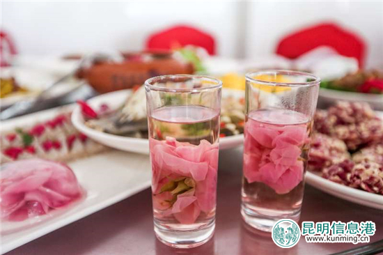 安宁八街9700亩玫瑰花热情绽放 邀你去当“采花大盗”