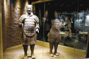 秦始皇兵马俑首现古人合成“中国紫” 秦始皇兵马俑首现古人合成“中国紫”