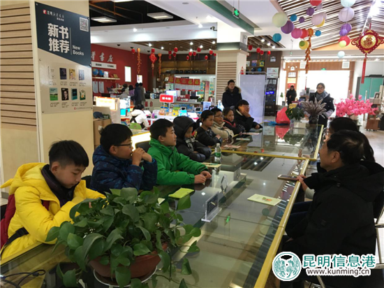 严家地社区开展“党群服务 文化引领”系列活动 严家地社区开展“党群服务 文化引领”系列活动