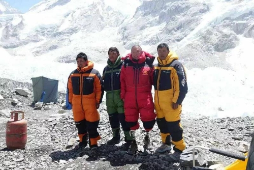 1526273133597_534 1526273133597_534