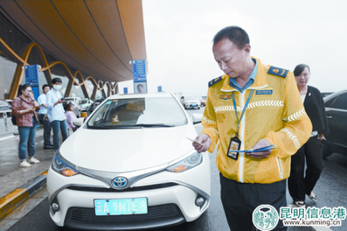 J%KVJX`]@B81~G9[ZY@ZA8G