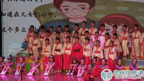 诗歌朗诵会现场1