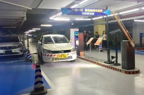 640.webp (1) 640.webp (1)