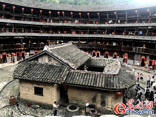 【“新时代·新平台·新机遇”——“一带一路”大型网络主题活动】日子富生活美百姓乐 “海丝”古城文化产业释放惠民红包 【“新时代·新平台·新机遇”——“一带一路”大型网络主题活动】日子富生活美百姓乐 “海丝”古城文化产业释放惠民红包