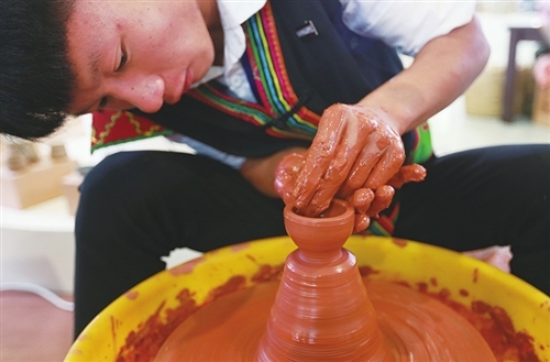 20180810A02_res19_attpic_brief 20180810A02_res19_attpic_brief