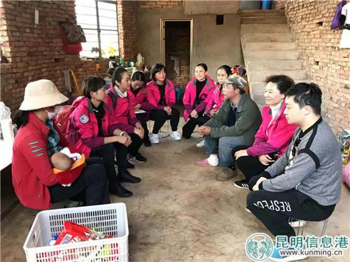 慰问困难群众,了解实际情况 慰问困难群众,了解实际情况