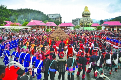 七彩云南盛开文学之花
