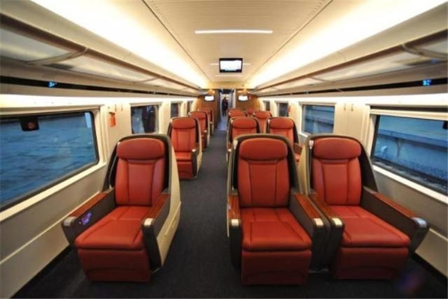 10条高铁新线年底前开通，试运行车上3瓶矿泉水惊呆众人！